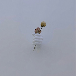 把腿张开臊烂你双性np调教视频
