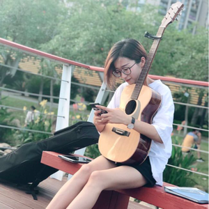 把腿张开臊烂你双性np调教视频
